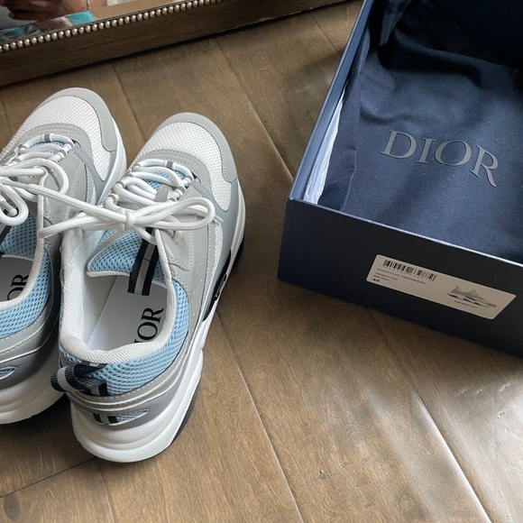 dior shoes run small